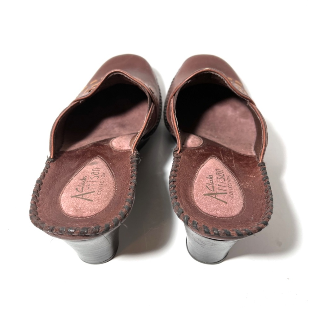 Clarks Artisan Brown Leather Stitched Swirl Wedge Mules Clogs - Picture 7 of 10